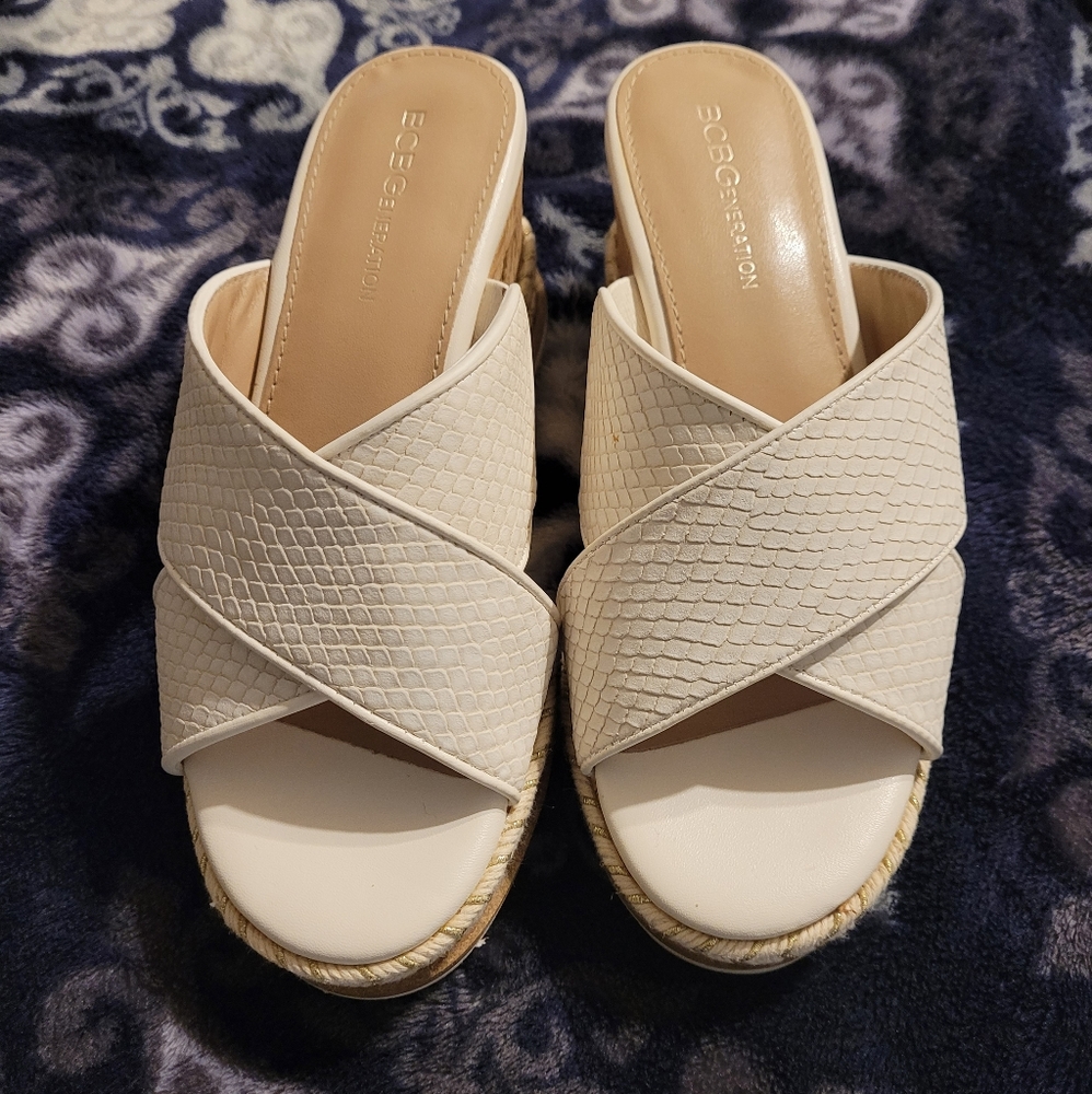 BCB Generation Women's Habania Wedge Sandals, Size 6M, White
